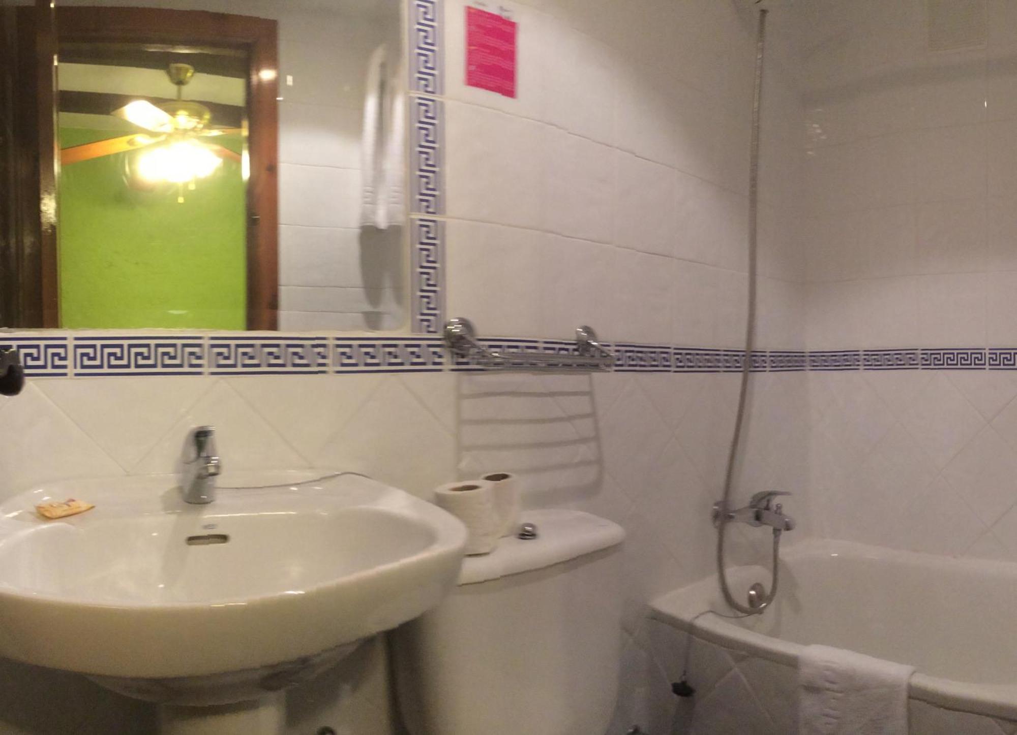 Hotel Hermanos Macias روندا الغرفة الصورة